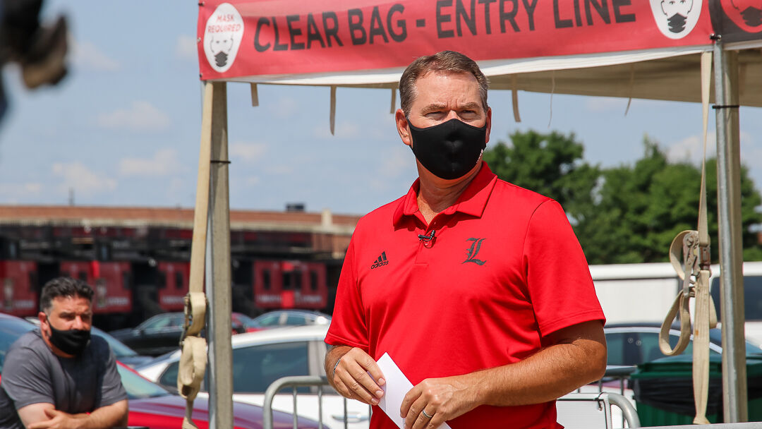 Vince Tyra gives stadium tour